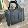 New Women Fashion Handbags Designer Woody Totes Womens Tote Street Fashion High Capacity Shoulder Bag Ladies Purse D2210221F