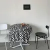 Tafelkleed Koreaanse stijl Zebra Patroon Zwart en wit Hit Tafelkleed Bedkussen Sofe Handhanddoek Soft Slaapkamer Achtergrond Drop