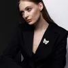 Luxury Brooches For Women Charm Pearl Gold Color Brooch Pin Jewelry New Corsage Wedding Butterfly Clothing Accessories