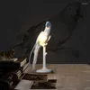 Lampy stołowe Nordic White Lampa Design Parrot Sypialnia luksusowe biurko salon dekoracyjne oświetlenie wewnętrzne Abajur para Quarto