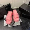 Kapcie damskie markowe buty na koturnie luksusowe klasyczne grube dno listowe sandały seksowne kryty nowy projektant kwadratowe Toe buty na wysokim obcasie japonki na świeżym powietrzu