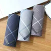 1pc Grey Gentleman Pocket Squares Cotton Plaid Grid Strips Men Business Tough Hanky ​​Fazzolettiere SCARPE 4343CM J220816