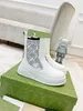 2022 أحذية نسائية مع جيرسي مصنوعة من الجلد الأبيض الأسود الجلدي المصمم روماني مصمم أزياء مسطحة الحجم 35-40