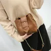 Femmes Sacs à bandoulière inclinés Mode Casual Sac pour femme Petit sac à main Fourre-tout Haute capacité en cuir PU Grand volume en gros Fille Sac de téléphone portable Noir 991