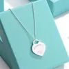 2022 Fashion New T Letter Pendant Necklace Brand Classic Heart Shaped Designer Necklace Men&Women Couple Stainless Steel Necklaces179U