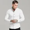 メンズカジュアルシャツシャツメンズサマーシンセクション非アイアンモーダルブラックの長袖のビジネスキャリアトレンド6色