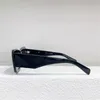 Dikke frame kat oogzonnebril glanzende zwarte/grijze vrouwen Sunnies Zomer Outdoor UV400 brillen met doos