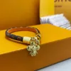 2022 Nouveau Bracelet de créateur pour femmes Bracelets à breloques bijoux cadeau 284N