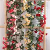 Kwiaty dekoracyjne 230 cm sztuczna róża 69 głowy Garland Vine String Wedding Arch Dekoracja Rattan Szklanka