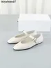 The Row shoes row Pure the Mary Jane flat womens shoes straight line buckle shallow French grandmas shoes Soft and light MUOJ EZWI 2024