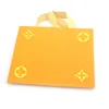 Il nuovo pacchetto di scatole di gioielli di marca di moda set di braccialetti originali borsa e confezione regalo di gioielli in velluto