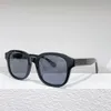 Solglasögon för kvinnor sommaren 0956 Populär stil anti-ultraviolet retro platta fyrkantig stor osynlig ramglas vit låda 0022s modell