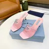 Pantofole da donna di nuova moda designer di lusso tacchi alti sandali in gelatina di gomma trasparente triangolo infradito in pelle tinta unita retrò 36-42
