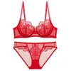 BRAS SETS SEXY BH SET PLUS STORLEK LINGERIE Women Ultra-Thin Petal Pattern Underwired Underwear Set Women 95D T220907