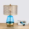 Tischlampen Zeitgenössische blaue Glas-LED-Designer-Zwischenbeispiel-Nachttischlampe Luxus-amerikanische Persönlichkeit Wohnzimmer-Schreibtischlampe