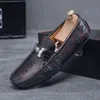 Men de mode British Love PU Pure Color Simple Classic Diverse Business Positive Chaussures Ad340-1