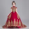 2023 rouge robes de demoiselle d'honneur bijou cou robe de bal or dentelle appliques perles train de balayage enfants filles robe de reconstitution historique balayage train robes d'anniversaire