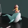입상 고래 소녀 동상 사후 수지 홈 장식 내부 거실 사무실을위한 현대적인 인형 미학 방 장식 선물