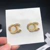 Designerörhängen Ear Stud Brand 18K Gold Plated Designers Geometry Letters Luxury Women Crystal Pearl Earring Wedding Party Jewerlry