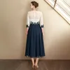 A-Line Mother of the Bride Dress Plus Size Elegant Jewel Neck Tea Length Chiffon Lace Half Sleeve Appliques Bridal Party Gown Robe De Soiree