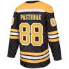 2023 Winter Classic 37 koszulka Patrice Bergeron 88 David Pastrnak 63 Brad Marchand 71 Taylor Hall 73 koszulki hokejowe Charlie McAvoy czarno-białe żółte szyte