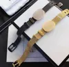 Designers klockband Armring Män Kvinnor Smycken Temperament Hög kvalitet Armband Klassiskt Mode Enkelhet Unisex minnesdag present