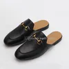 Designer Mules Tofflor Dam Loafers Sandaler i äkta läder lyxiga Fritidsskor Horsebit half drag Princetown Metal Chain Sko kohud