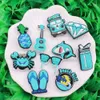 MOQ 20 pièces PVC bleu guitare crabe requin ananas lunettes diamant plage chaussure décoration charme boucle accessoires sabot broches boutons décorations pour bandes bracelets