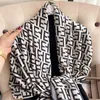 Sidenscarf för kvinnor Pashmina Sjalar Wraps Tjock Varm Hijab Lyxdesign Vinter Poncho Stoles Filt1