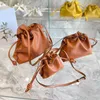 Bolsos de hombro de diseñador Cordón Lucky Bag Bolso para mujer Bolso de cuero suave Marca de lujo Monederos cruzados Mujer Nube Cubo 220920