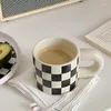 Tasses rétro tasse à café vert damier tasse en céramique avec poignée Style coréen dénoyauté Latte Couple eau thé tasses cadeaux