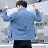 Kurtki męskie kurtka męska 2022 wiosna i stojak jesienny kołnierz duży kieszonkowy ubrania robocze młodzież Koreańska przystojna trend moda