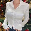 Blouses Femmes Soie Chemise Femme À Manches Longues Mode Femme Mince Vintage Sexy Satin Top Recadrée Femme Basique Dames Hauts Courts Vêtements