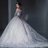 Abiti da sposa degli abiti da ballo da spalla da spalla di abiti da sposa saudita scintillanti scintillanti con abiti da sposa senza spicco con lungo treno Vestidos de novi Robe Mariee 403