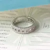 Anello di diamanti di design Anelli in argento di gioielli di moda a forma di uomo da donna Gioielli versatili Regalo di nozze Amanti Anniversario bel regalo2745