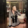 Kvinnors träningsdräkter Kusahiki Korean Plaid Tvåverk Set Women Chic Bowknot V-Neck Långärmning Kort kappa Hög midja Fashion Shorts 2022