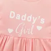 女の子のドレス半袖レッドベビードレスコットンレタープリント幼児服カジュアルサマーヘッドバンドかわいい幼児