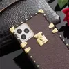 Для iPhone телефонные чехлы с задним ходом с ремнями Flip Case Top Designers кожа модного браслета Lanyard Designer Print Luxury Shell кошелек 14 13 Pro Max 12 Mini 11 Plus