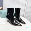 Mulheres pretas de couro escovado Botas quadradas de dedo da bota de bota de salto m￩dio Botas de cunha Botas de moda Fashion Side zipper 2022