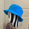 ontwerper Jacquem bucket hat caps voor vrouw man Le bob Gadjo effen kleur hoeden metalen letter hoed met brede rand