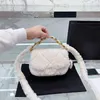 حمل حقيبة مصمم الحقائب حقيبة يد كروس بودي المحافظ حقيبة من الفرو pochette sacoche مخلب حامل بطاقات عادي حقائب اليد أزياء النساء مزاجه عيد الميلاد العصرية 4 ألوان