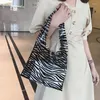 Worki wieczorowe 2022 Przezroczyste torebki dla kobiety Clear Lopard Fashion Sac