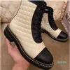 Stövlar Martin Short Boots Top Designer Luxury Classic Fashion Leather Color Matching Spets Up Low Heel Knight 35-41 2022 New Lingge Box Dust Bag 06 Ccity