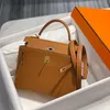 7A Satchel Lock Lock حقائب مع وشاح معدني علامة القابض نمط تمساح الجلد Crossbody مصمم فاخر للنساء Langbag الكتف الأكياس الكلاسيكية