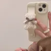 Роскошные чехлы Симпатичный 3D Cartoon Bear Bear запястье держатель для запястья подставка для iPhone 14 13 12 Pro Max 11 Mini x xr xs 7 8 Plus SE Силиконовая крышка