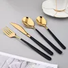 Zestawy sztućców 4PCS Koreański czarny złoty zestaw naczyń stołowych Silverware Nóż łyżka łyżka stali nierdzewnej zmywarki do zmywarki do naczyń