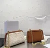 Kadınlar PU Deri Omuz Çantaları Moda Zinciri Kuzu Yün Crossbody Bag Tasarımcı Fermuar Çantaları Kış Peluş Çanta Cüzdan Taşınabilir Kadınlar Messenger Çantası