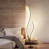 Vloerlampen Noordelijke boomtakken Remote Led Hoeklamp Standlicht Home Decor voor Living Room Slaapkamer