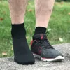 Sports Socks Niwe Sport Compression Running Ankle Black Adend snabb torr kondition Attic Short Layer Cut Out Sock L221026