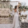 Letnia suknia ślubna z koronki na plaży 2023 dla panny młodej w szyku V-Neck Backless Long Rleeves Boho ślubne suknie ślubne